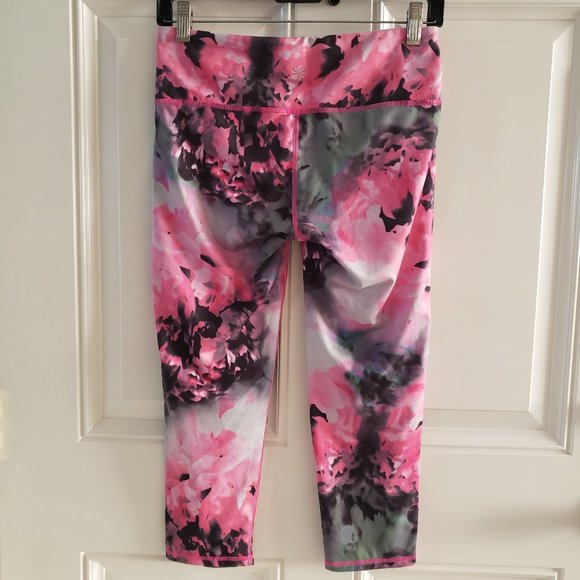 ATHLETA Fitted Leg Multi Color Capri Yoga Pants SZ S - Picture 2 of 14